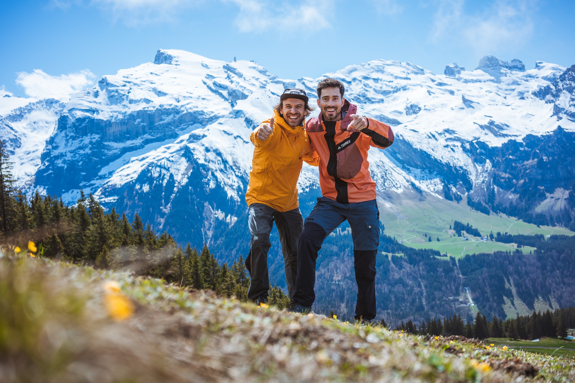 Stefano und Raphi am Startplatz oberhalb von Engelberg